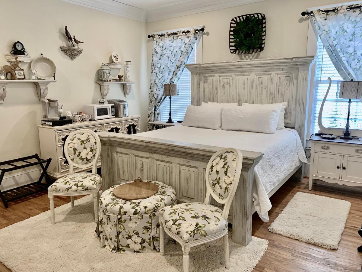 Bama Bed And Breakfast - Magnolia Family Suite Tuscaloosa Exterior photo